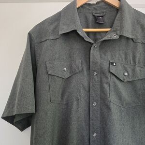 The North Face Men's Grey Button-Up Large Shirt